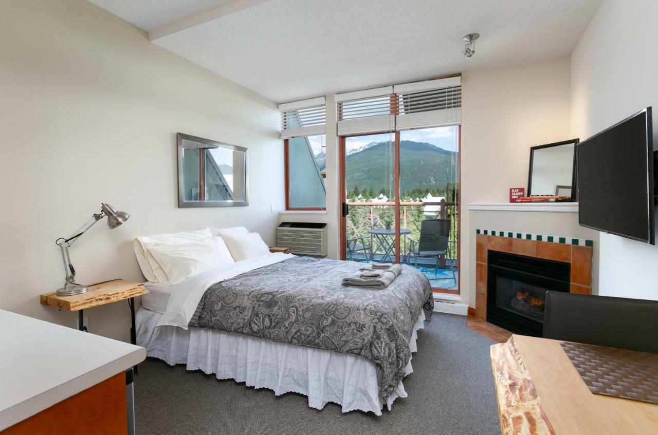 Beautiful Whistler Village Alpenglow Suite Queen Size Bed Air Conditioning Cable And Smarttv Wifi Fireplace Pool Hot Tub Sauna Gym Balcony Mountain Views 外观 照片